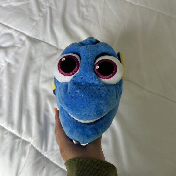 17" Disney Pixar Dory Finding Nemo Movie Plush Stuffed Animal Toy Blue Fish - Picture 4 of 7
